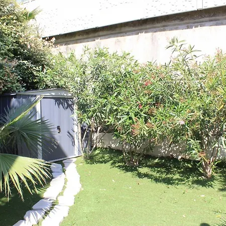 Le Pearl Apartment
